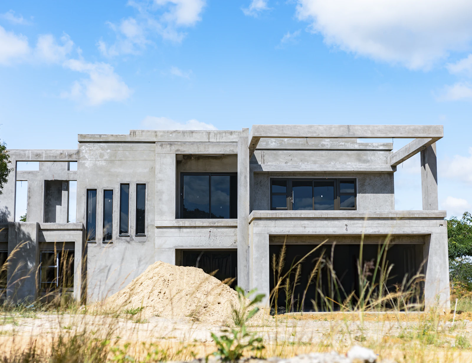 G+1 villa structure under construction